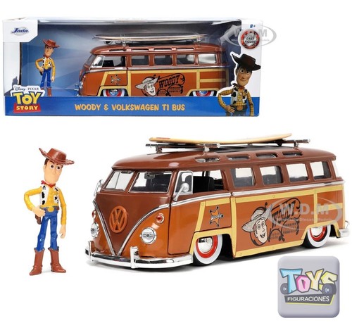 Jada VOLKSWAGEN T1 BUS BROWN W/ WOODY FIGURE & SURFBOAD 
