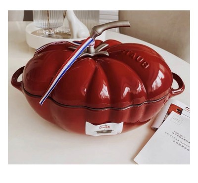 Brand New!!!  Staub Cast Iron Cocotte Tomate - Red colour 25sm - 2,9L