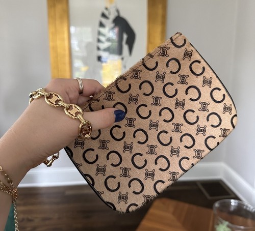 CELINE Vintage Cutch bag CHAIN TRIOMPHE CANVAS Pony Hair CELINE Vintage Cutch bag CHAIN TRIOMPHE CANVAS Pony Hair