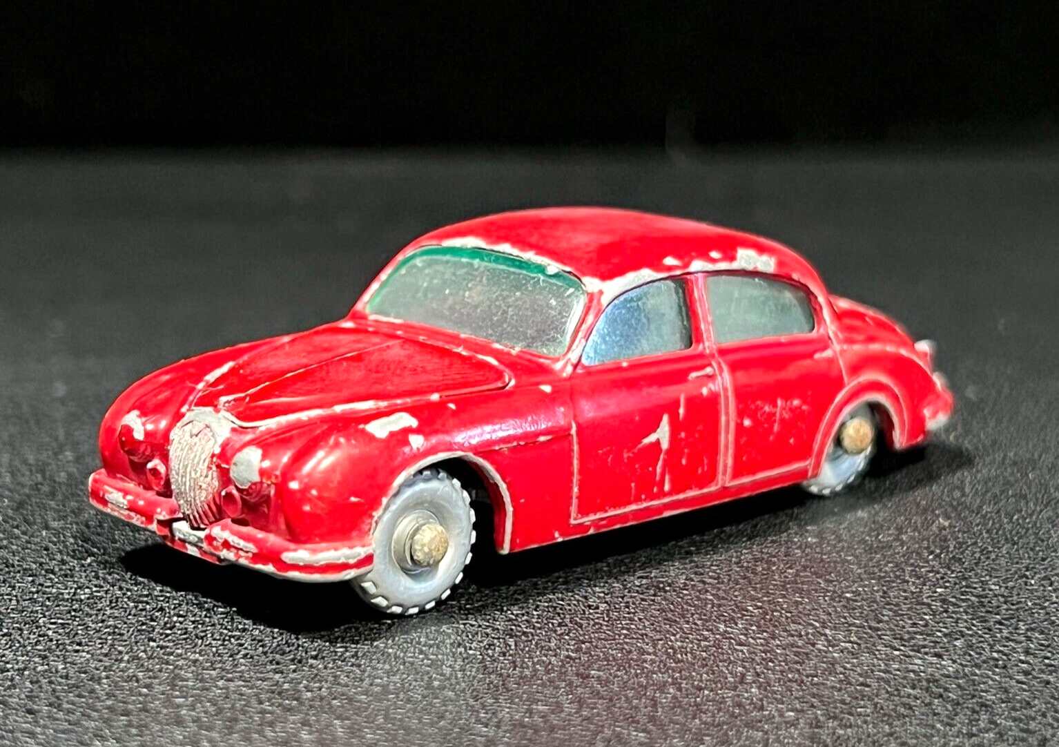 ミニカー MATCHBOX No.65 JAGUAR 3.4 Litre Sedan Vintage Lesney Jaguar 3.4 Litre Matchbox Car No. 65 England