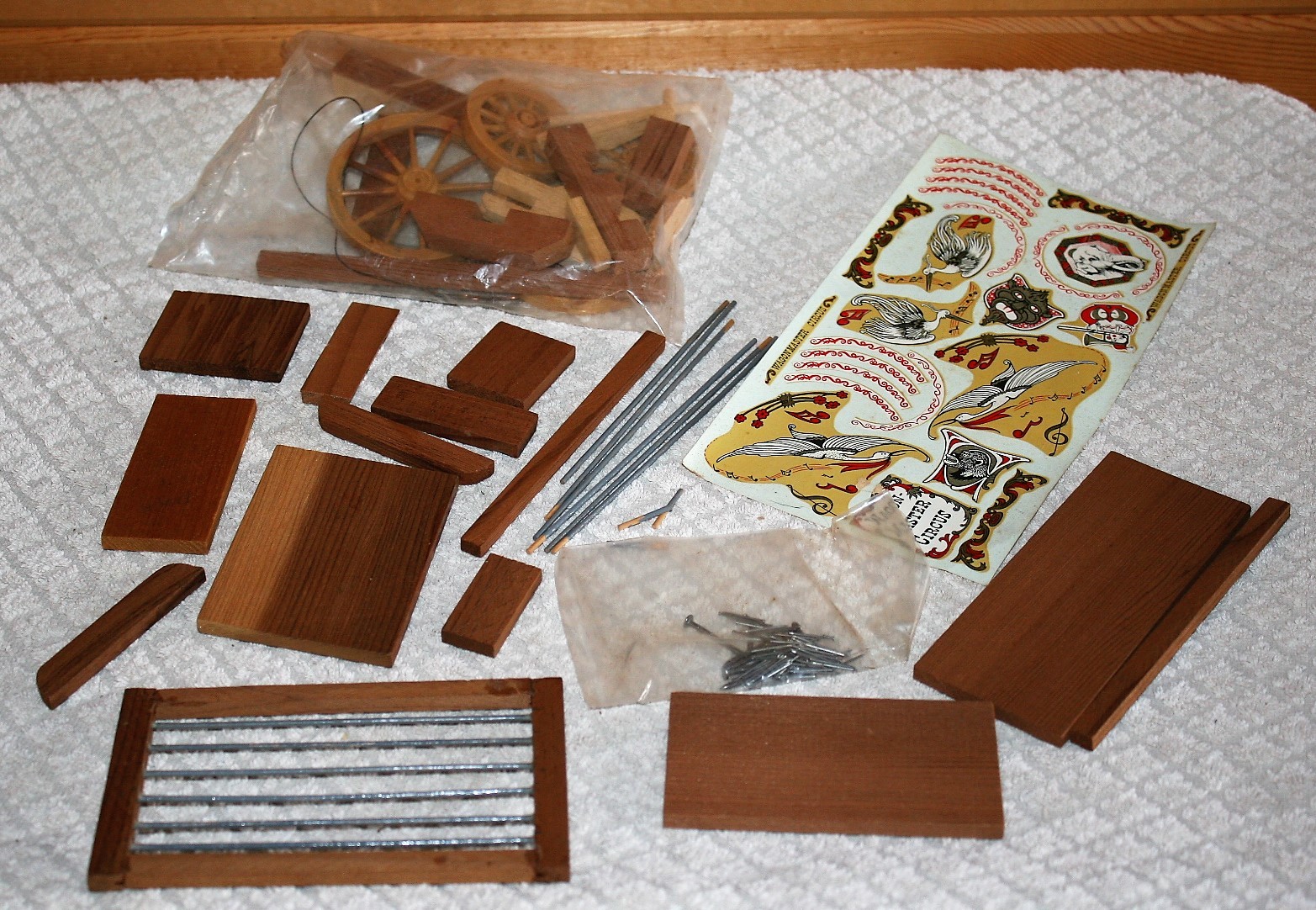 Vintage NOS Wagon Masters Original Authentic Circus Wagon Redwood RARE M427