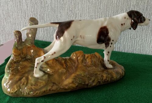 ROYAL DOULTON DOG THE POINTER STYLE ONE HN 2624 DARK BROWN & WHITE GLOSS PERFECT
