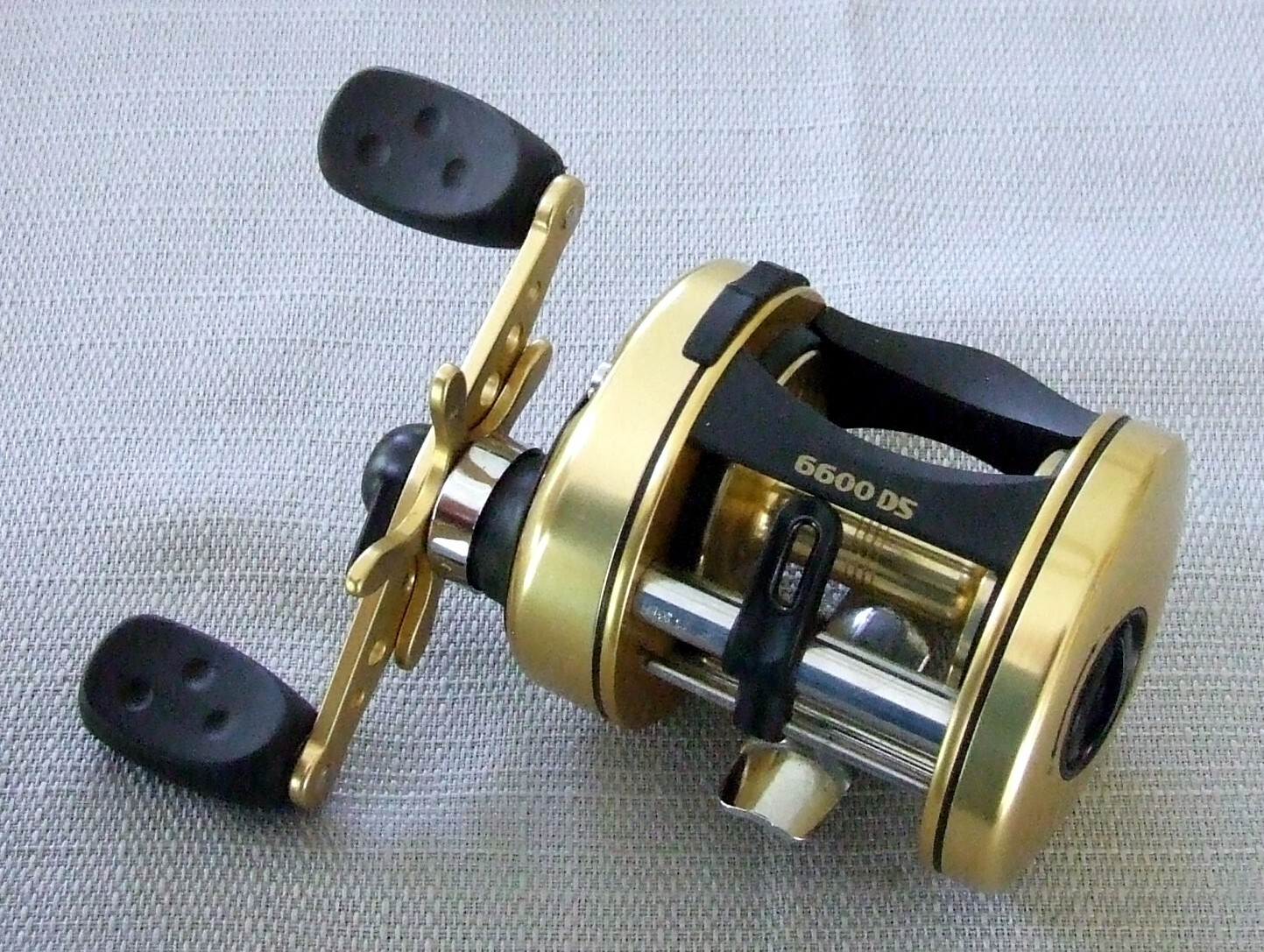 Abu Garcia Ambassadeur 6600 D5 Casting Reel | eBay Abu Garcia Ambassadeur 6600 D5 Casting Reel | eBay