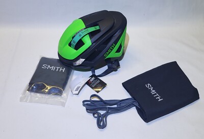SMITH Overtake Bicycle Helmet W/tags Size Small (51-55cm)