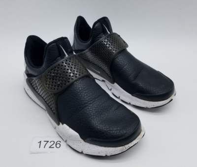Nike sock hotsell dart leather