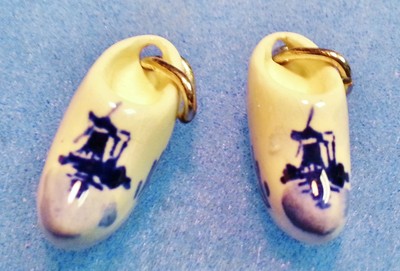 VINTAGE DELFT COSTUME SILVER  BRACELET RING PENDANT & EARRINGS HOLLAND