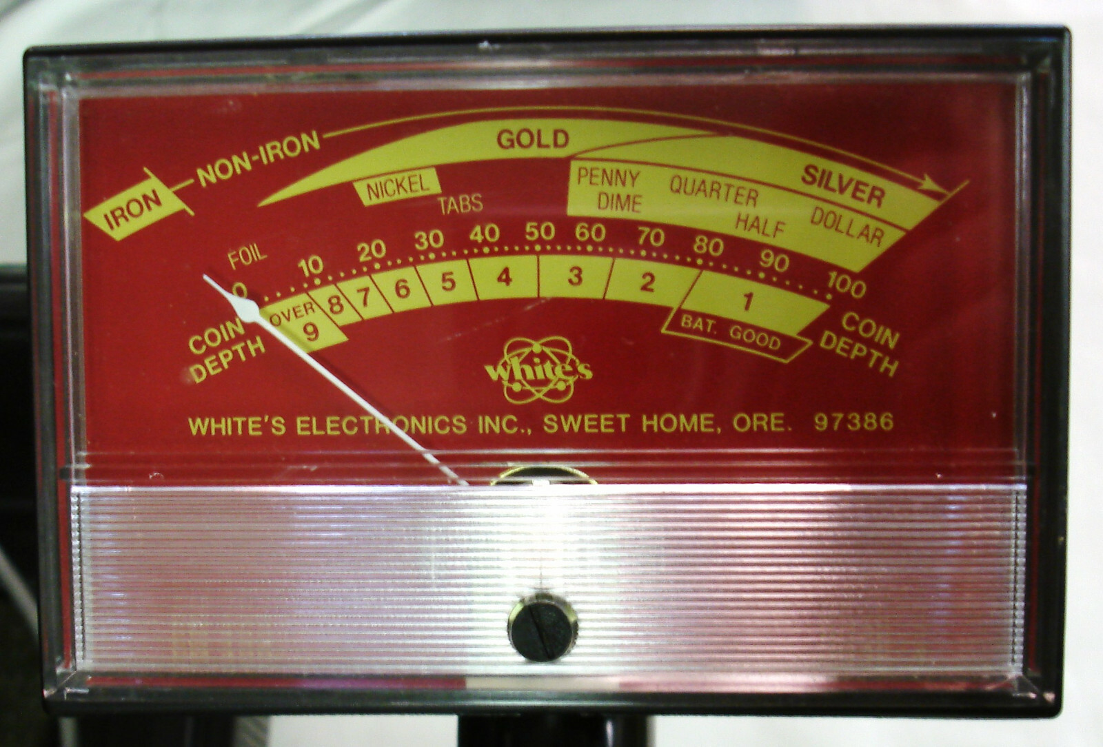 Whites Coinmaster 6000/Di Series 3 CoinMaster Metal Detector w/ Hard Case