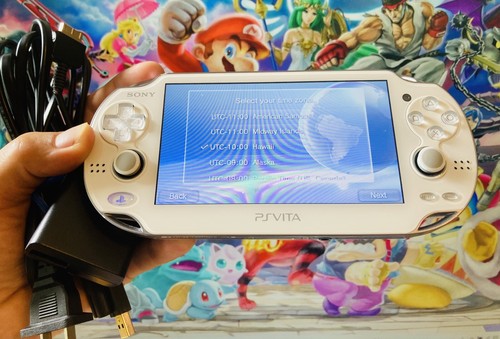 PlayStation Vita - psvita 本体　PCH-1000 SONY PS Vita PCH-1000 / 1100 Black Model OLED Wi-Fi w