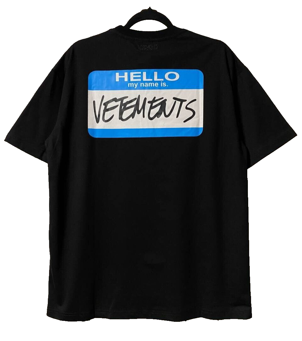 関税込【VETEMENTS】Name Badge T-Shirt Yellow Yellow VETEMENTS Name Badge T-Shirt - Get The Label