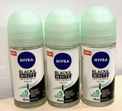 3-Pack - Nivea - Black & White Invisible Fresh - Roll-On Deodorant - 50ml (each)