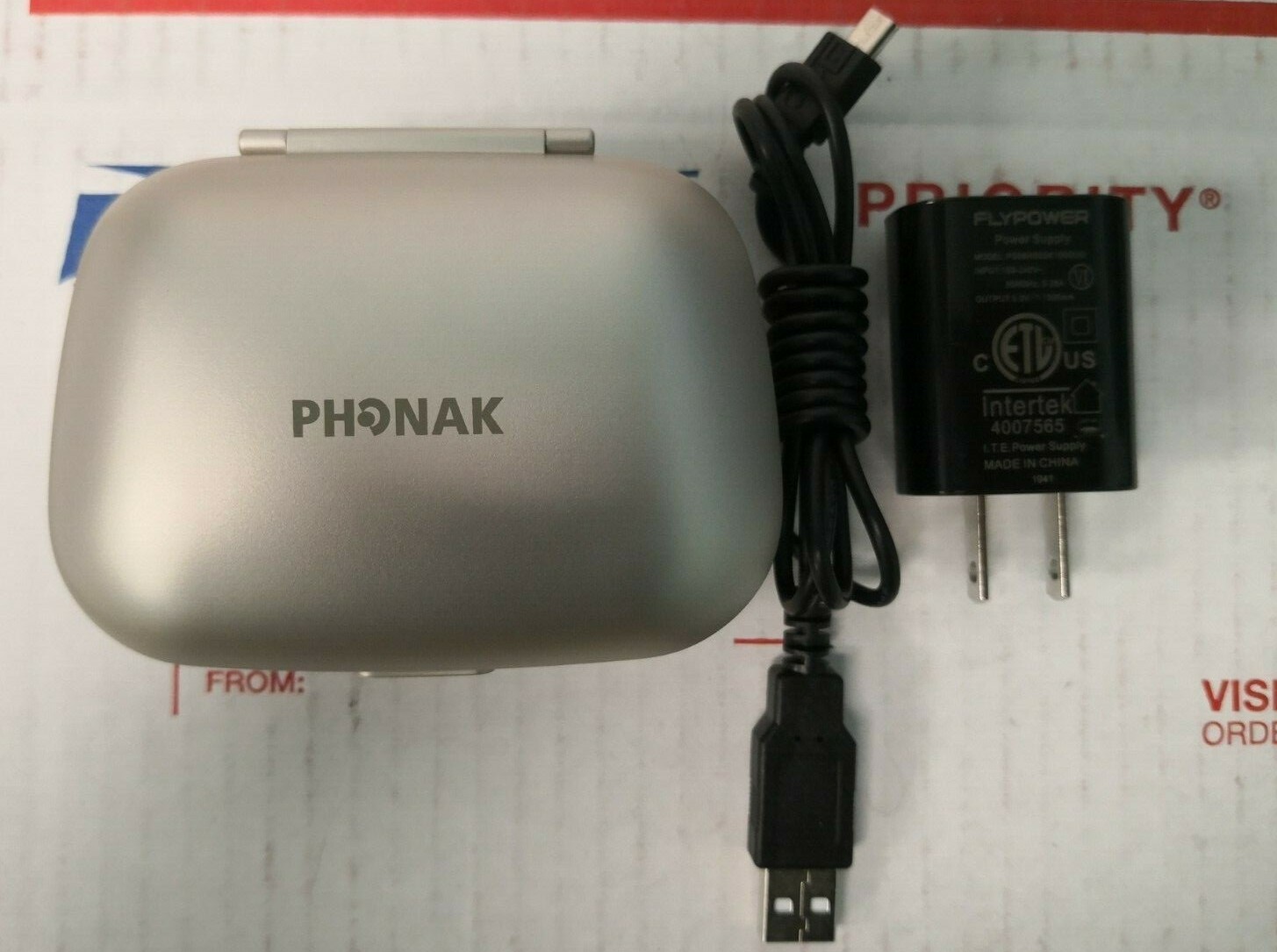 Phonak Charger Case Combi with Charger WITH 60 DAYS WARRANTY FREE RETURNS