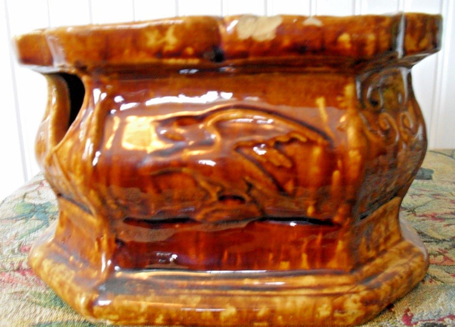 ANTIQUE*Bennington*Rockingham CUSPIDOR*SPITTOON~RAISED EAGLE~RARE*VERY HEAVY