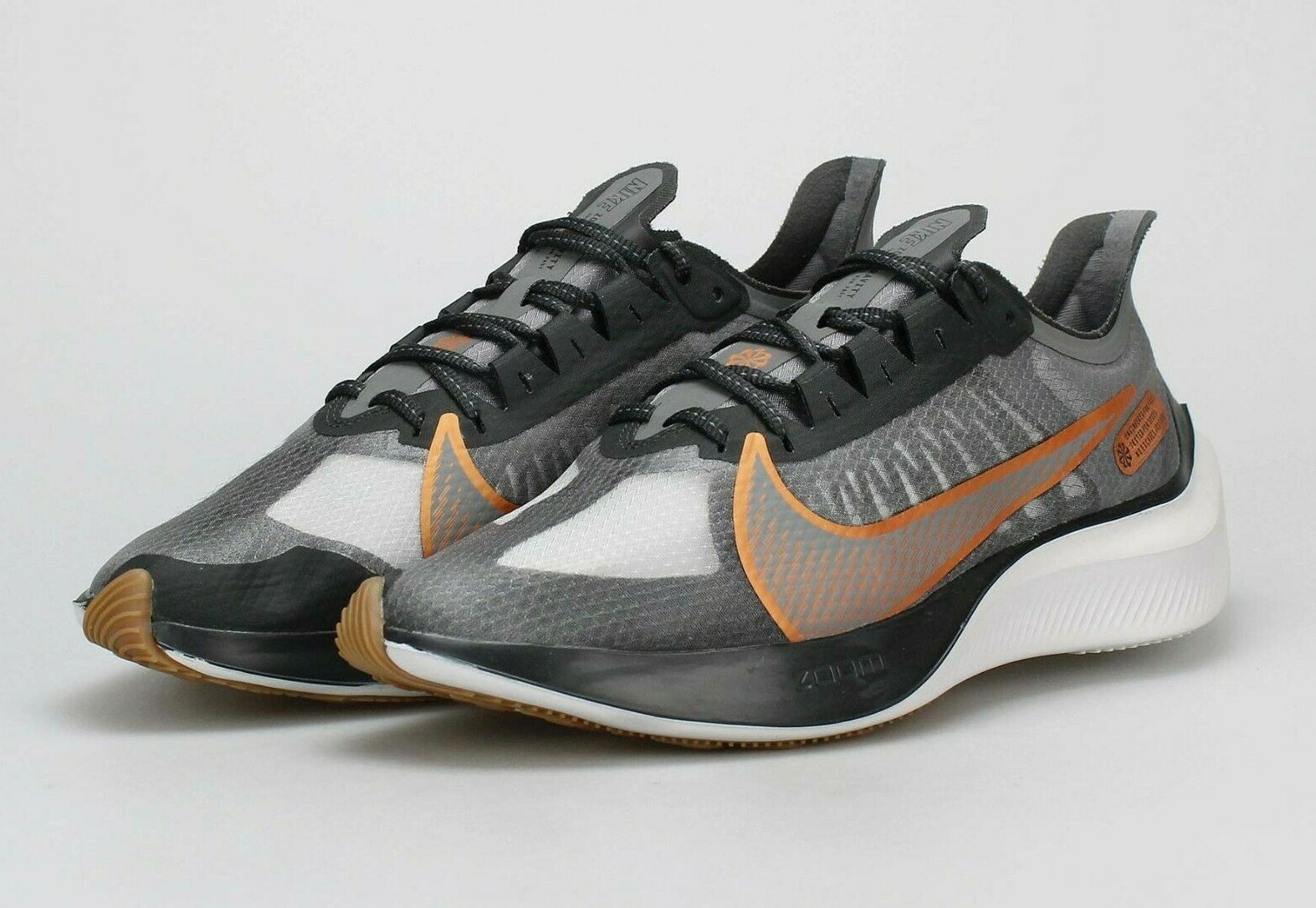 nike zoom gravity smoke grey