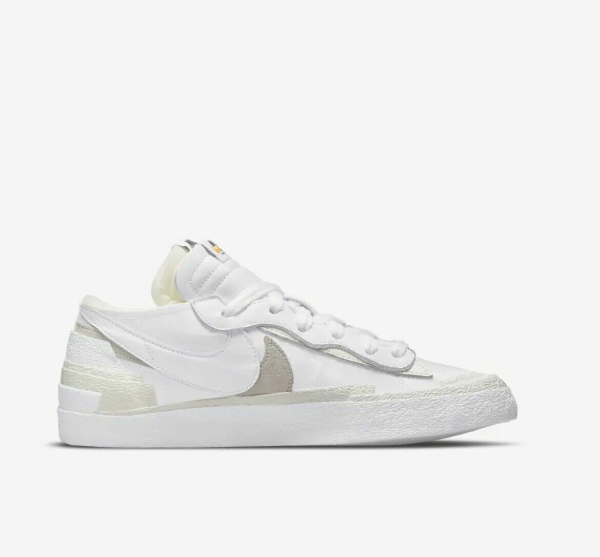 新品 NIKE sacai BLAZER LOW White DM6443 Nike Blazer Low Sacai White Patent Leather Shoes DM6443-100