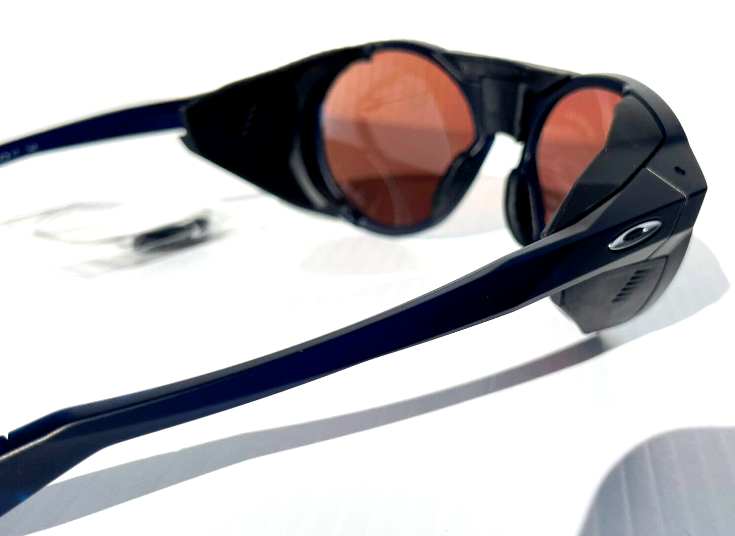 Pre-owned Oakley Clifden Mt Translucent Blue Polarized Prizm Deep Water Sunglass 9440-05
