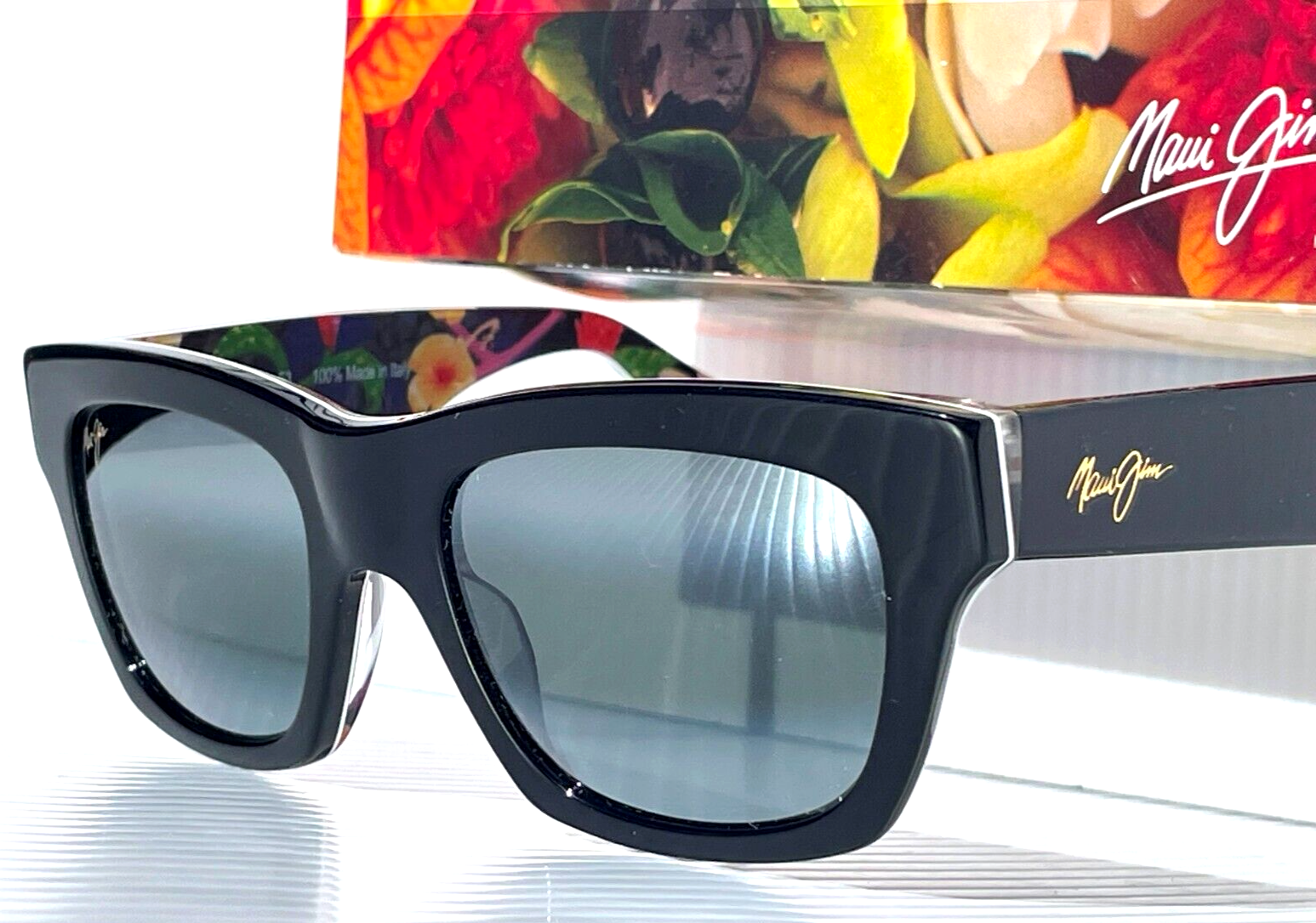 Pre-owned Maui Jim You Move Me Black & Floral Polarized Grey Gradient Sunglass 277-53 In Gray