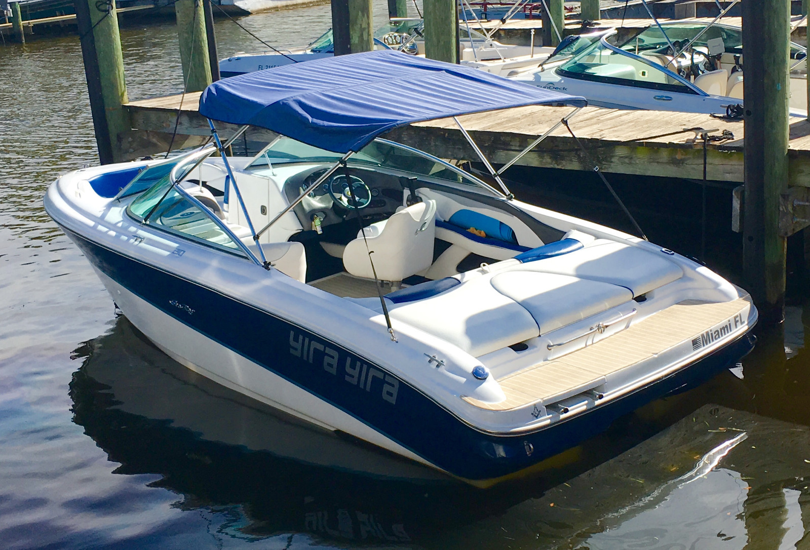 Sea Ray 210 Sundeck *LOW RESERVE*