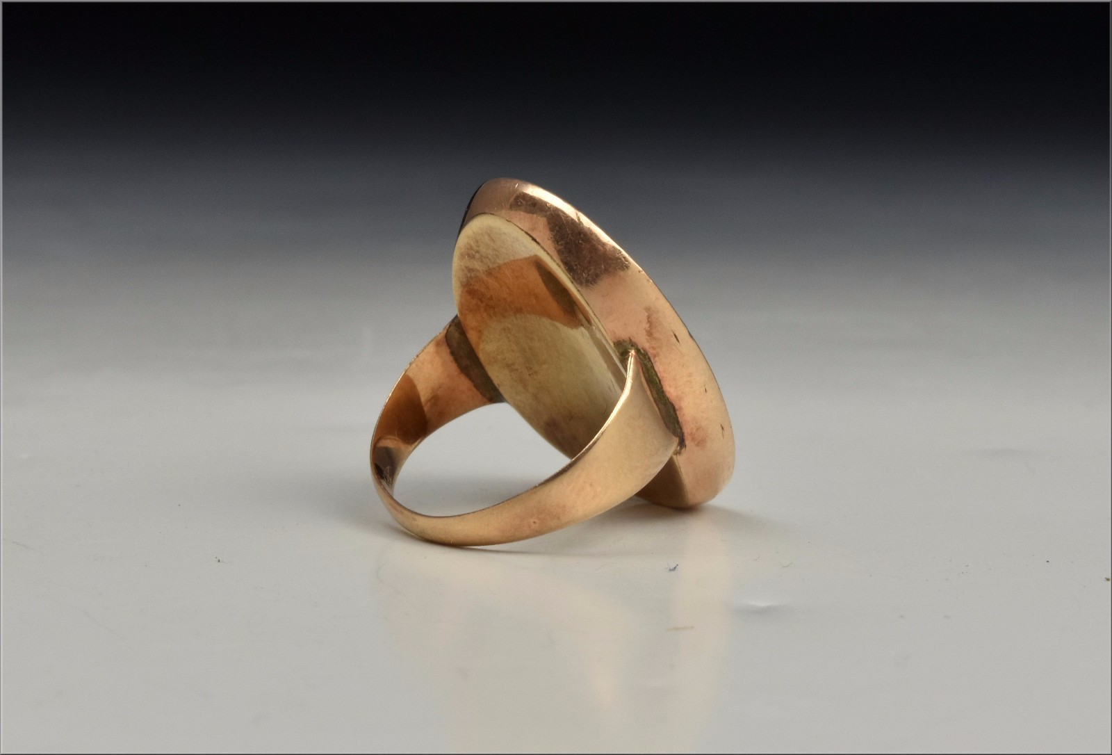 18th Century Rome / Italian Rose Gold Ring w/ Micro Mosaic Dog Plaque