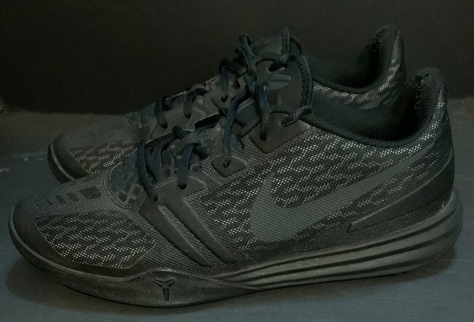 希少 ナイキ Nike Kobe Mentality Black Mamba Nike Kobe Mentality Black Mamba 704942-002 Mens Size 11 | eBay