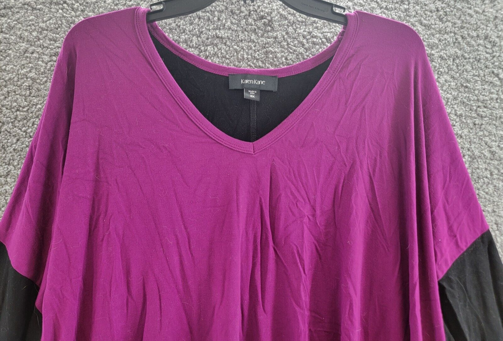 Karen Kane Plus Size Colorblock V-Neck Blouse Women's 3X Magenta and Black L/S~ - Picture 3 of 16