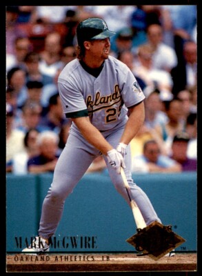 Mark McGwire マグワイヤOakland Athletics 751 Oakland Athletics Mark Mcgwire Photos & High Res