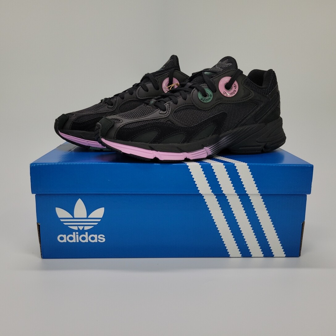 Amazon.com | adidas Originals Women's Astir Sneaker, Core