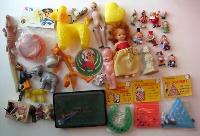 FUN VINTAGE TOY JUNK DRAWER LOT WITH NICE ITEMS FROM THE 1940'S-50'S-60'S 