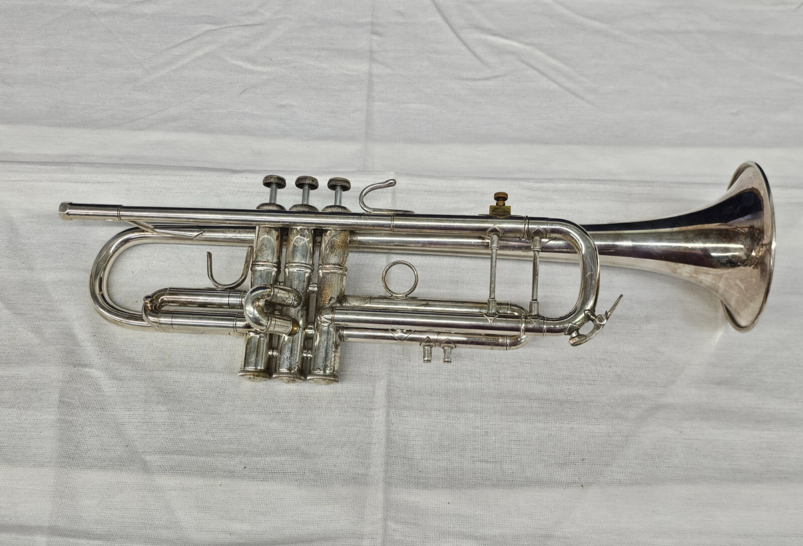 Vincent Bach Stradivarius Bb Trumpet Model 37 - Virtuosity