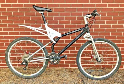 gt men's passage hybrid bike
