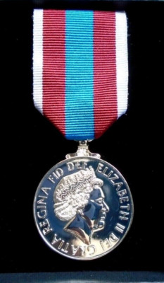 QUEENS PLATINUM JUBILEE 2022 FULL SIZE MEDAL & RIBBON, REPRODUCTION/COPY