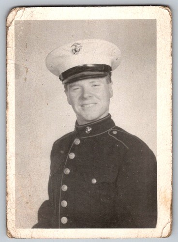 Vtg B&W Snapshot US Marine Corps USMC Soldier Military Dress Uniform Hat 1940s