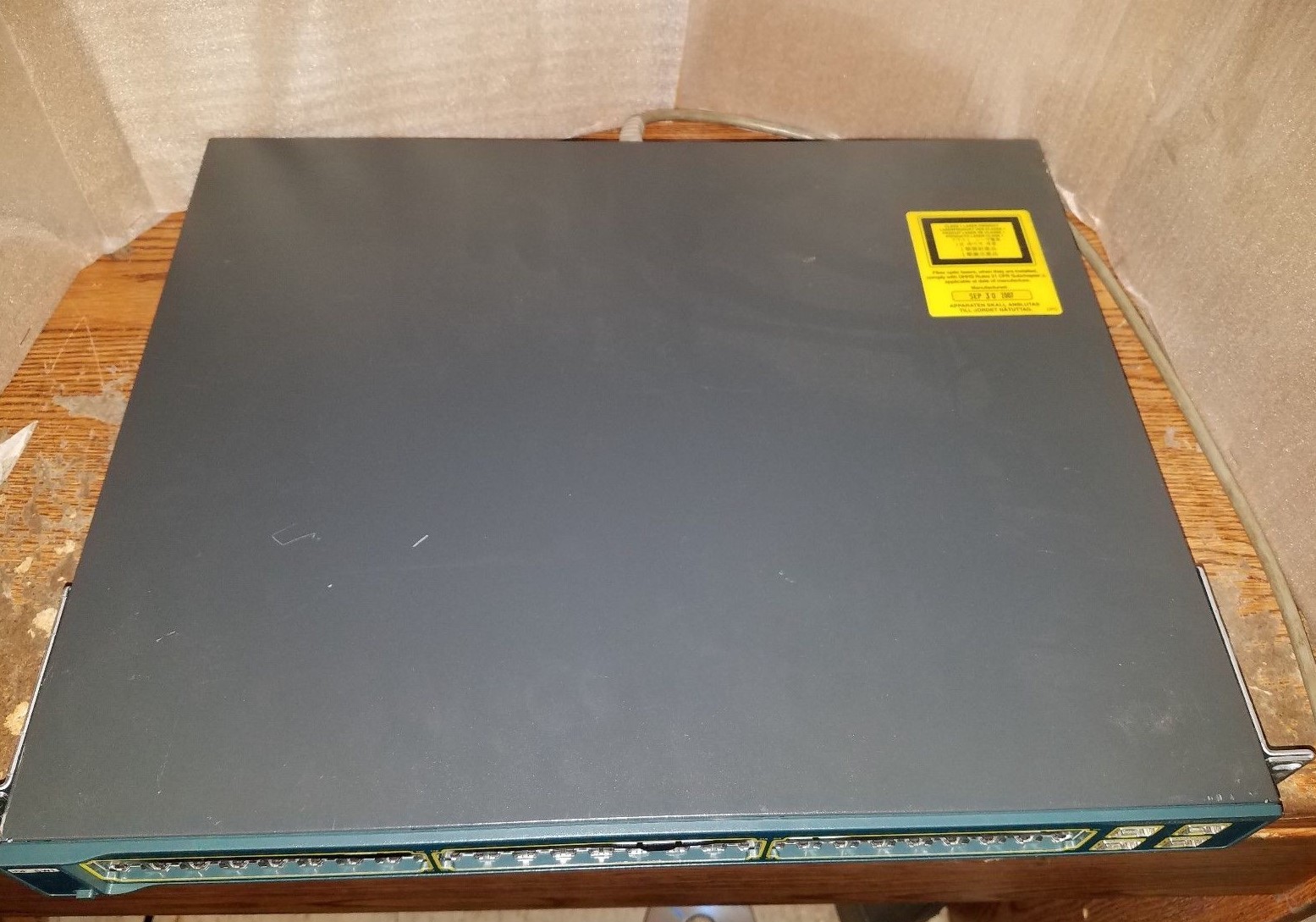 Cisco Catalyst 3560 Series PoE 48 Port Switch  WS-C3560V2-48PS-S V04