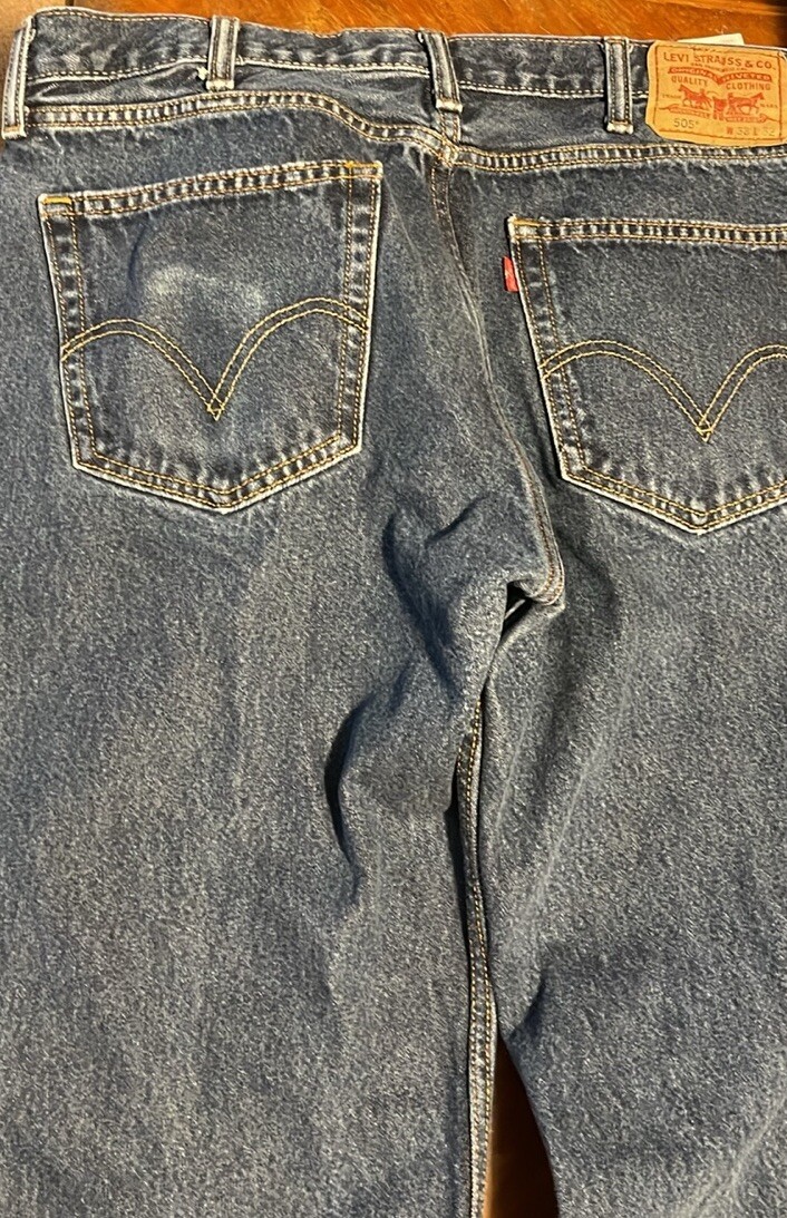 Levi's 505 Regular Fit Men's Blue Denim 38x32 Straight Leg Jeans Dark Wash 