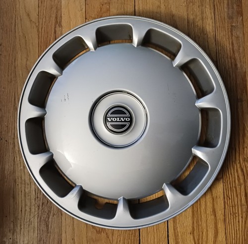 Volvo 16 Inch Hubcap Wheel Cover 9173710 OEM | eBay