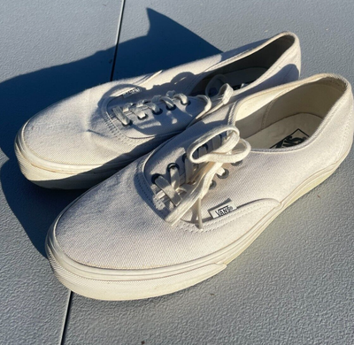 Cream clearance authentic vans