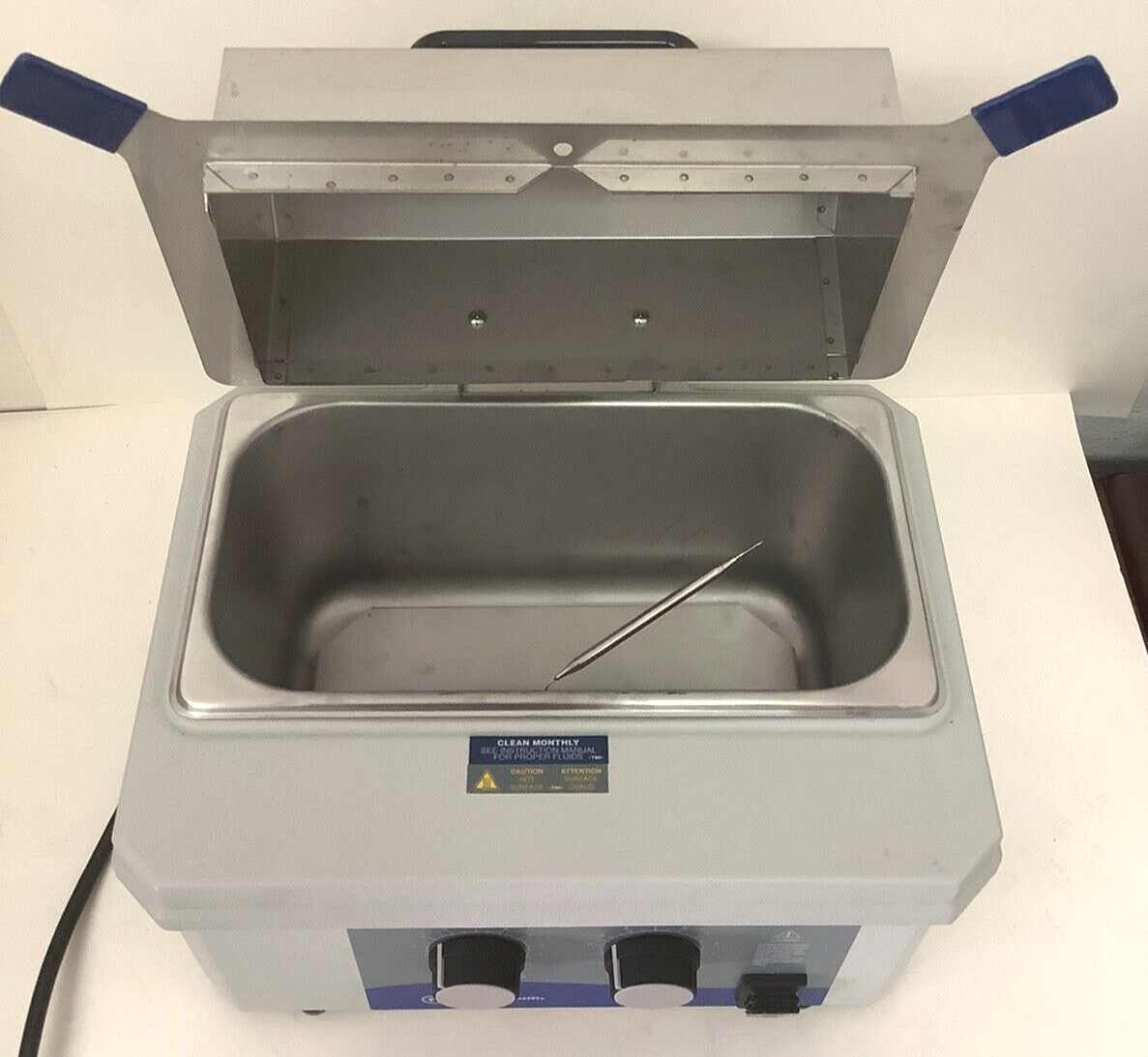 Fisher Scientific Isotemp Model 2219 Water Bath, 5L, 120 V 60HZ 2.50A 1PH