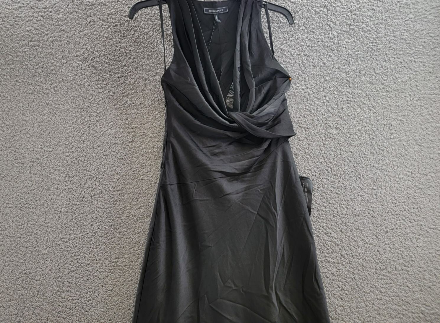 BCBGMAXAZRIA Cowl Neck Halter Gown Women's 6 Black Twist Detail Side Zip Closure - Picture 3 of 15