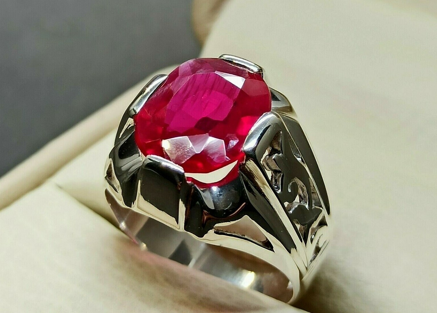 Deep Red 6 Carat Ruby Ring Sterling Silver 925 Roby Handmade