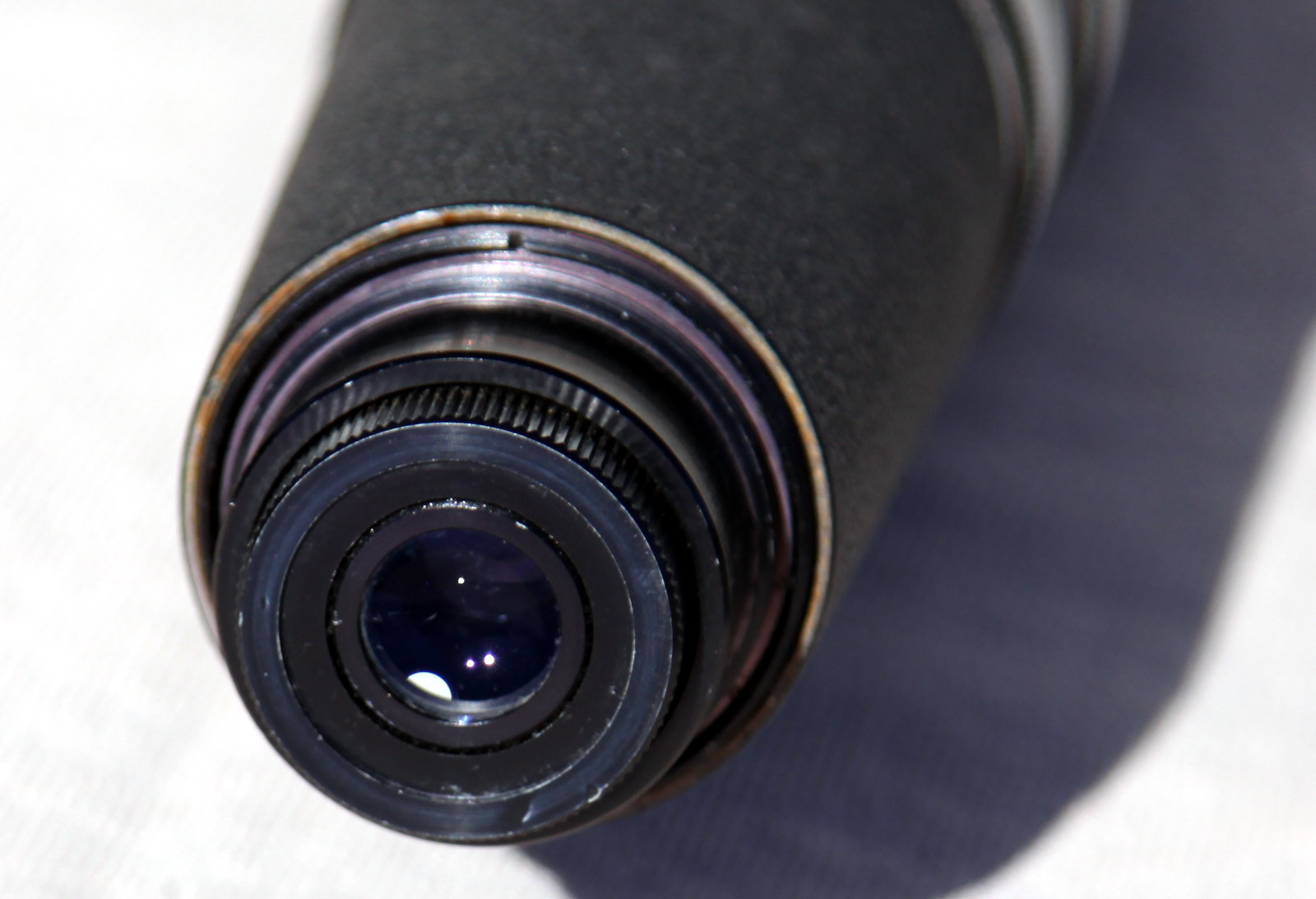 Bausch & Lomb The Discoverer 60mm 15x-60x Zoom Telescope