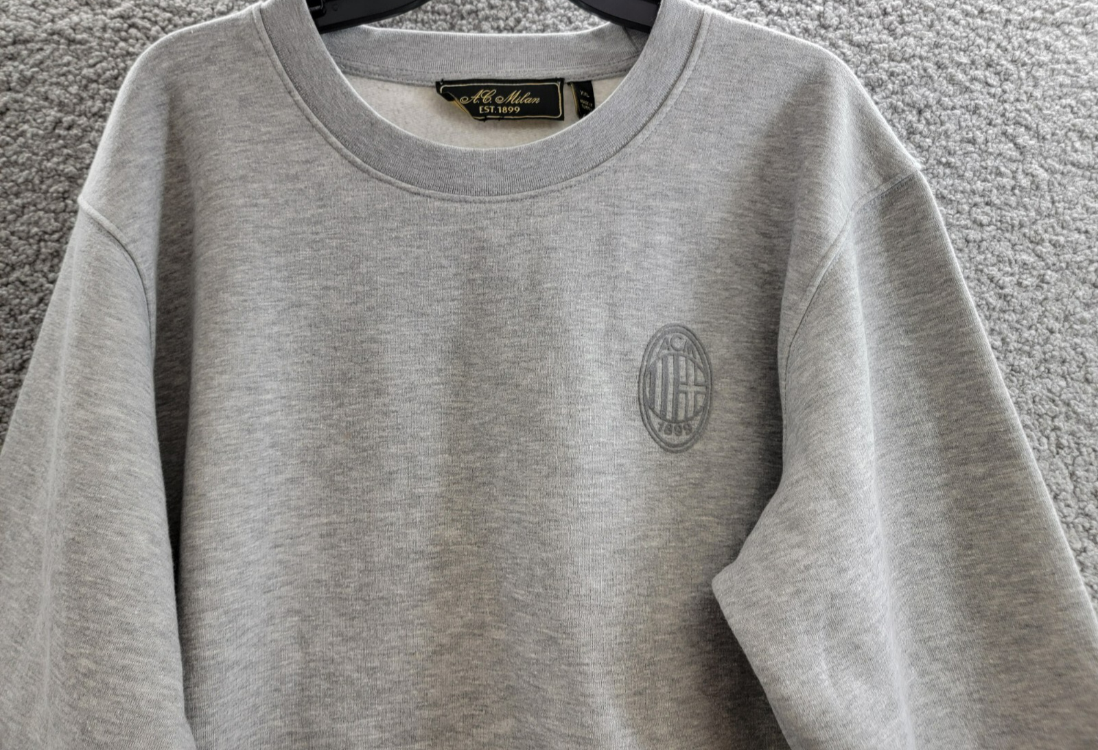 A.C Milan Logo Sweatshirt Mens XXL Gray Heather Embroidered Long Sleeve Pullover - Picture 2 of 14