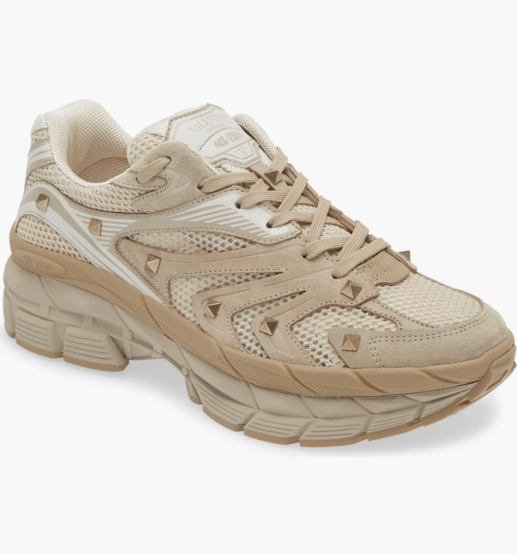 Pre-owned Valentino Garavani Ms-2960 Rockstud Men's Sneaker - Retail $1220 In Mxy-beige