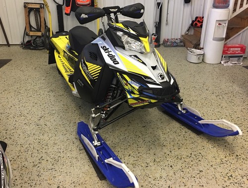 2017 Ski-Doo MXZ 600 RS