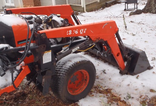 Bush Hog 1846 Loader 15-30HP Tractor Kubota