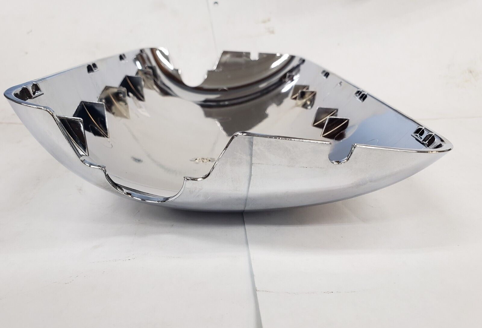 Lang Mekra 134271008/P4644566-1 - 428 -Mirror Cover, RH/LH, Chrome