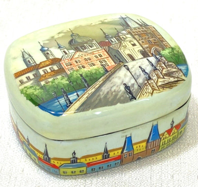 Unique! Russian Fedoskino Hand Painted Lacquer Box Prague SIGNED talented ARTIST