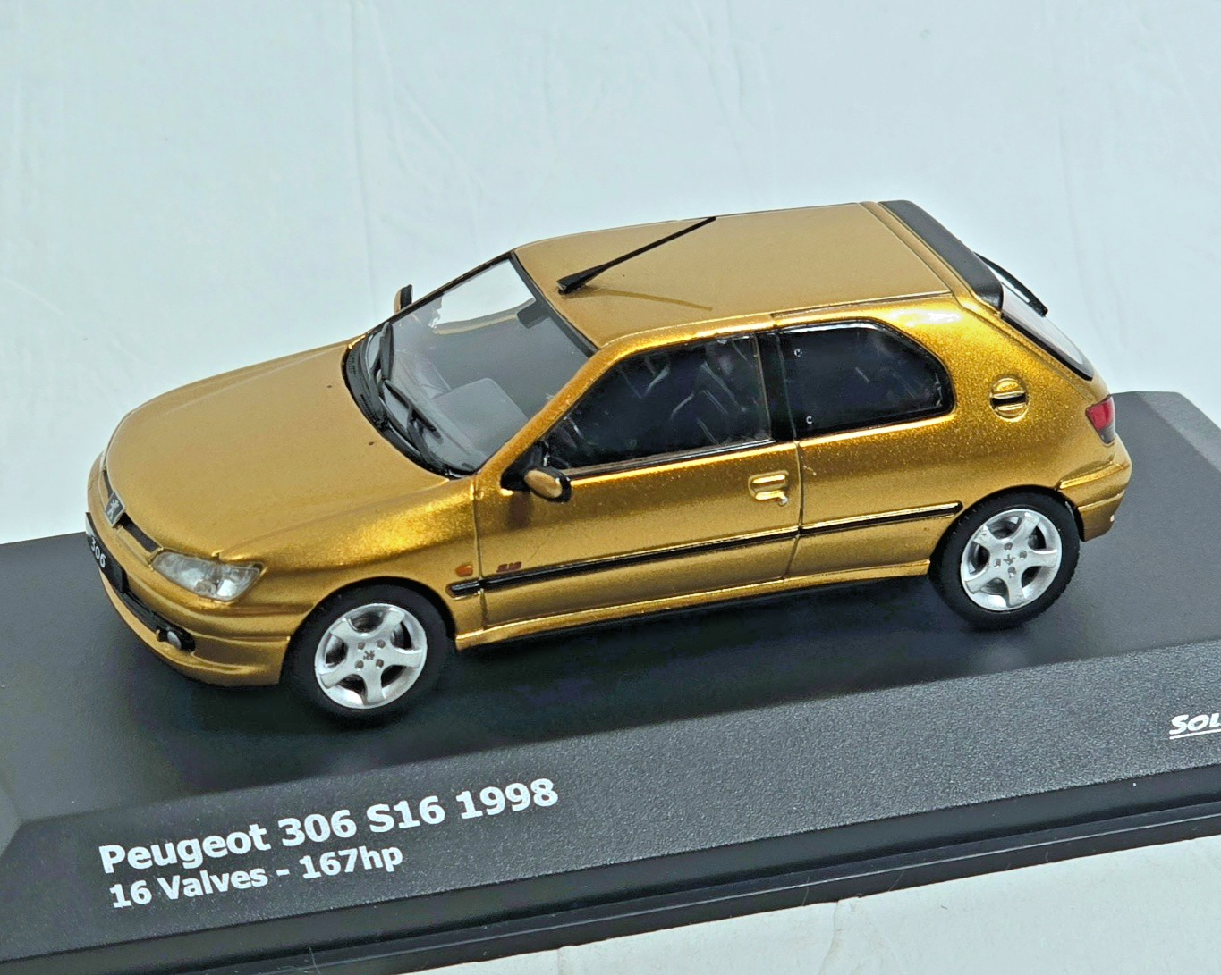 Peugeot Sport ミニカー 1/18 1996年モデル Peugeot Sport ミニカー 1/18 1996年モデル