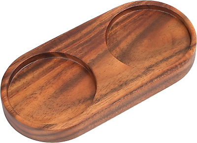 Salt and pepper mill stand outlet
