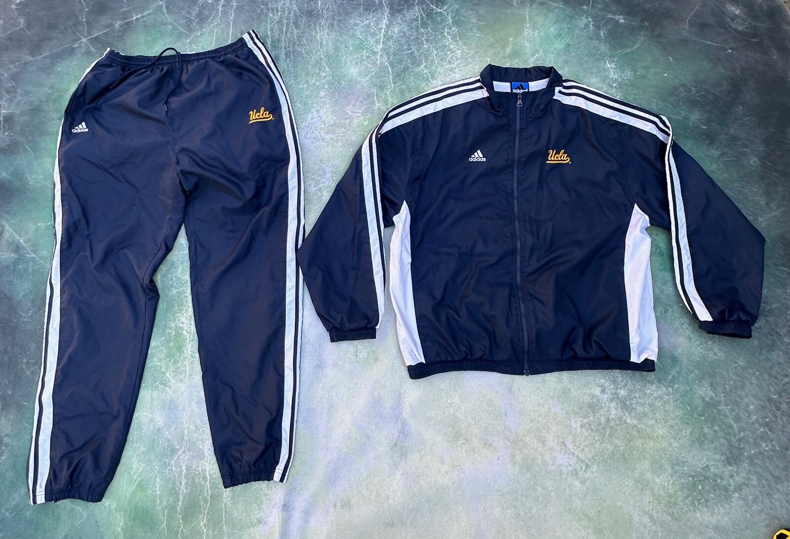 Vintage RARE Adidas NCAA UCLA Bruins Men's Track Suit Size Vintage RARE Adidas NCAA UCLA Bruins Men's Track Suit Size