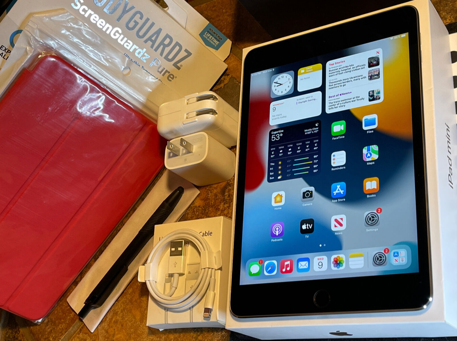 Apple iPad mini 4 (64gb) Wi-Fi (A1538) MiNT Pristine Display