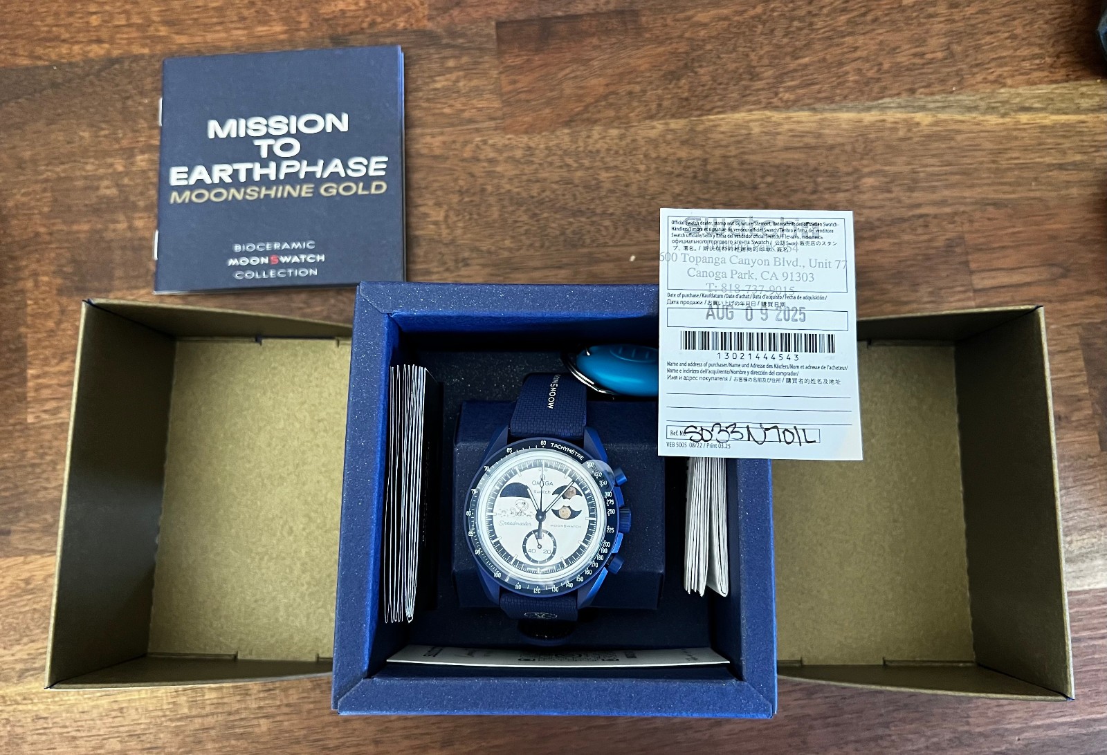 Swatch x Omega Snoopy Moonswatch - Earthphase Moonshine Gold